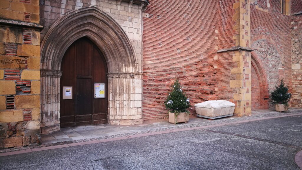 Église et sarcophage Martres-Tolosane